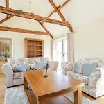 Golden Valley Barn * Bristol