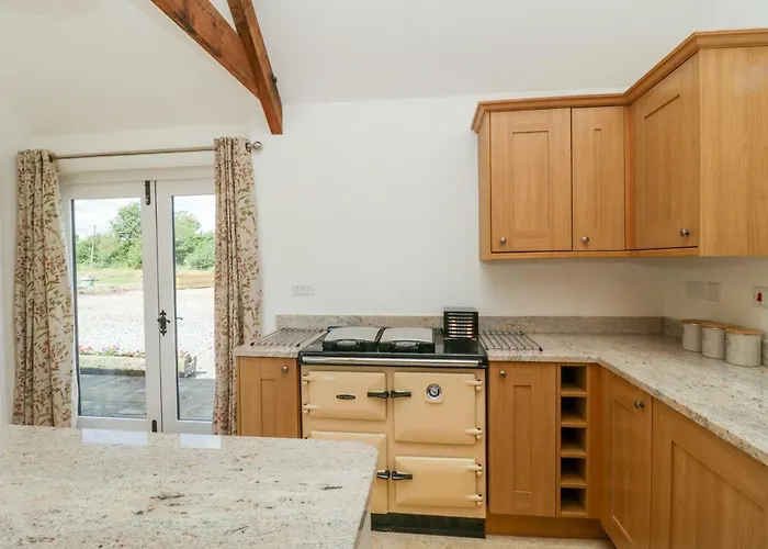 Golden Valley Barn * Бристоль