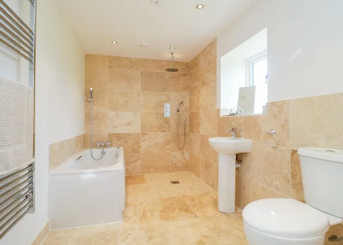 Golden Valley Barn *